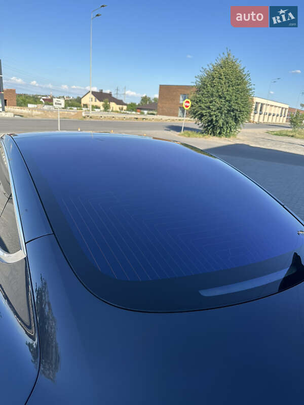 Седан Tesla Model 3 2017 в Вінниці