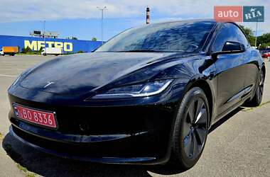 Седан Tesla Model 3 2024 в Днепре