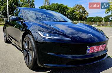 Седан Tesla Model 3 2024 в Днепре