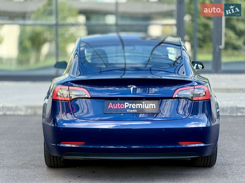 Седан Tesla Model 3 2018 в Харькове