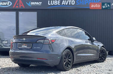 Седан Tesla Model 3 2020 в 