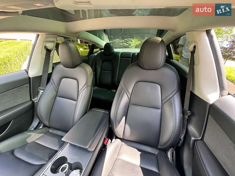 Седан Tesla Model 3 2023 в Львове фото 13 Седан Tesla Model 3 2023 в Львове