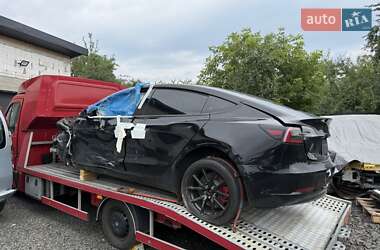 Седан Tesla Model 3 2019 в Луцке