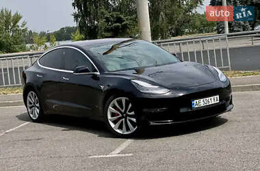 Седан Tesla Model 3 2019 в Днепре