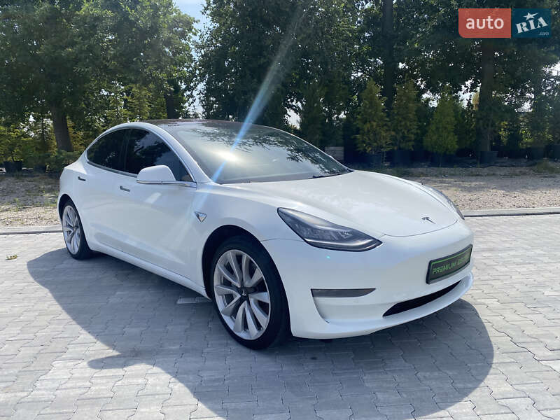 Tesla Model 3 2017
