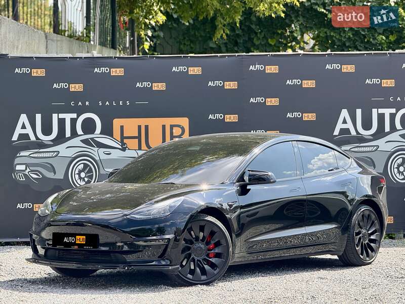 Седан Tesla Model 3 2023 в Харькове