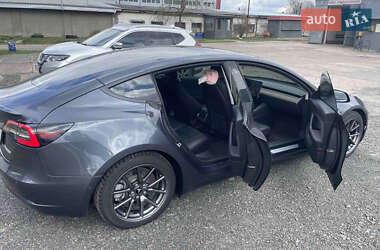 Седан Tesla Model 3 2018 в 