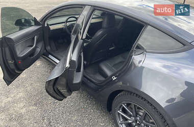 Седан Tesla Model 3 2018 в 