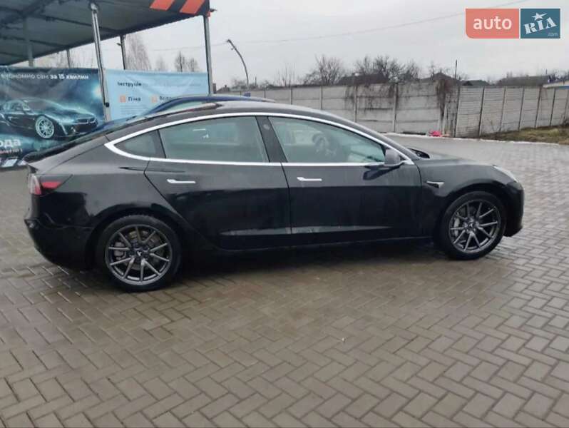 Седан Tesla Model 3 2019 в Житомире