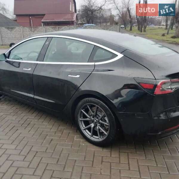 Седан Tesla Model 3 2019 в Житомире