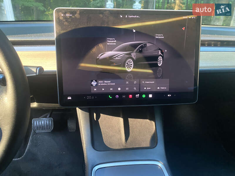 Седан Tesla Model 3 2022 в Богородчанах