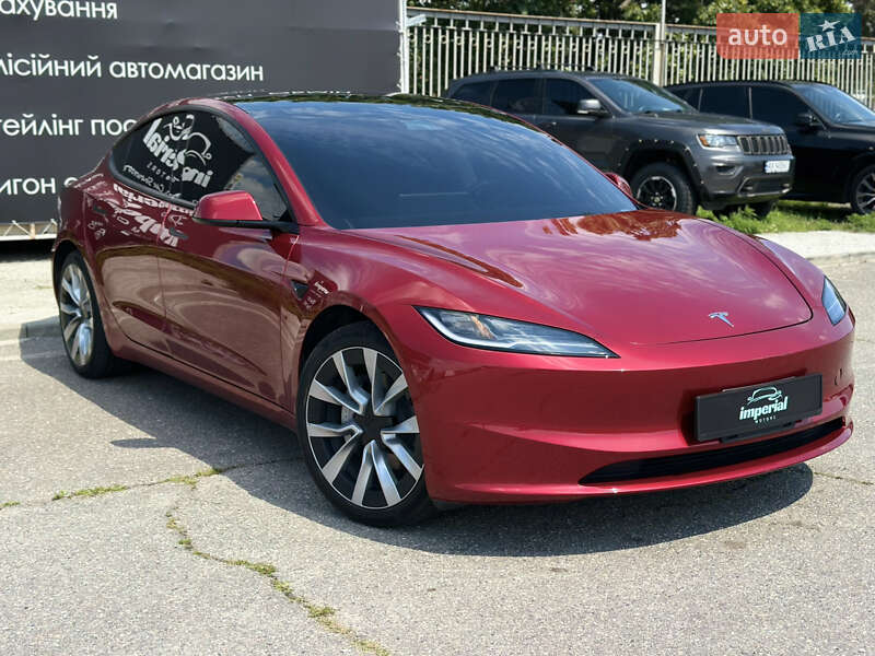 Седан Tesla Model 3 2024 в Харькове