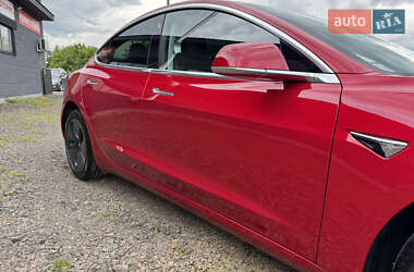 Седан Tesla Model 3 2018 в 