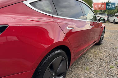 Седан Tesla Model 3 2018 в 