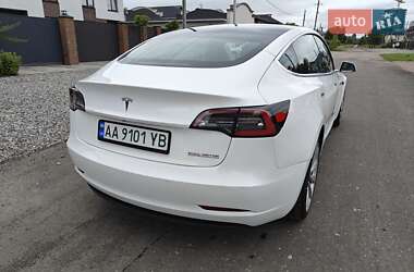 Седан Tesla Model 3 2019 в Броварах