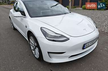 Седан Tesla Model 3 2019 в Броварах