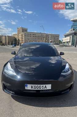 Седан Tesla Model 3 2019 в 
