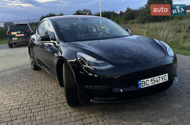 Седан Tesla Model 3 2018 в 
