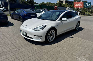Седан Tesla Model 3 2019 в Дніпрі