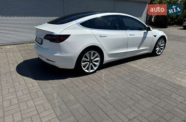 Седан Tesla Model 3 2019 в Дніпрі