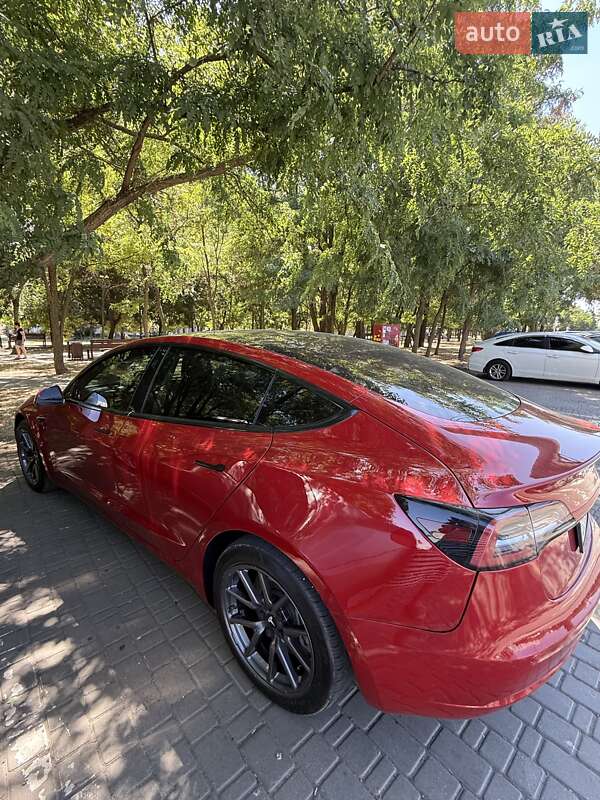 Седан Tesla Model 3 2019 в Одесі