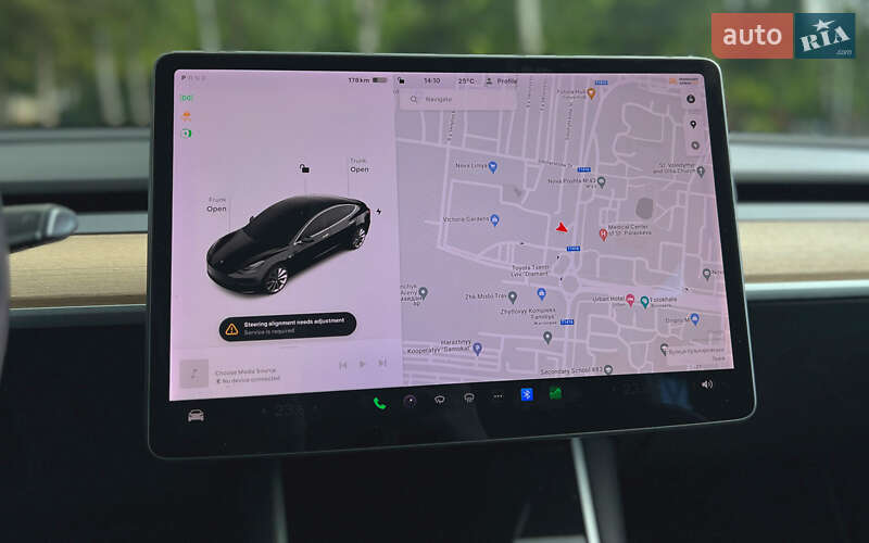 Седан Tesla Model 3 2018 в Львове