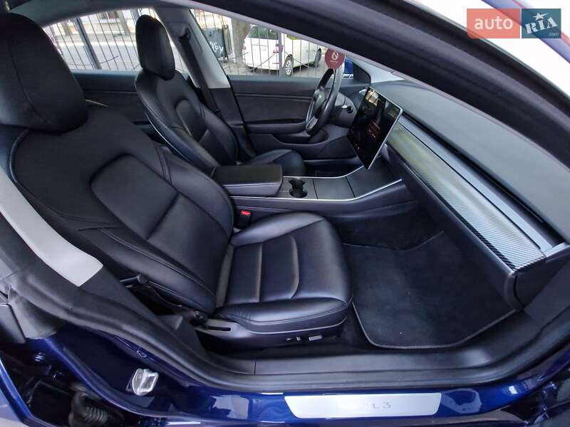 Седан Tesla Model 3 2018 в Одесі фото 48 Седан Tesla Model 3 2018 в Одесі