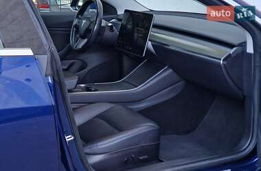 Седан Tesla Model 3 2018 в Одесі фото 49 Седан Tesla Model 3 2018 в Одесі