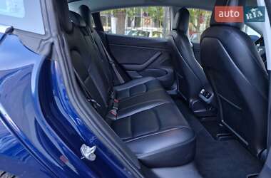 Седан Tesla Model 3 2018 в 