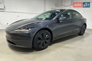 Tesla Model 3 2025