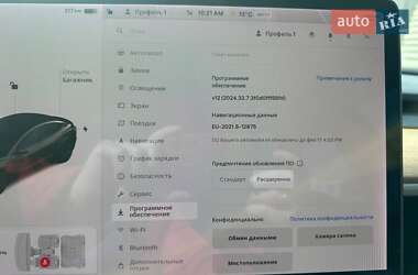 Седан Tesla Model 3 2020 в 