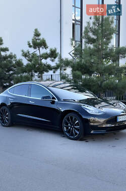 Седан Tesla Model 3 2018 в Киеве