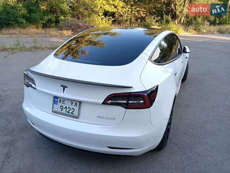 Седан Tesla Model 3 2022 в Кривому Розі фото 9 Седан Tesla Model 3 2022 в Кривому Розі