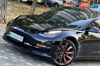 Седан Tesla Model 3 2018 в 