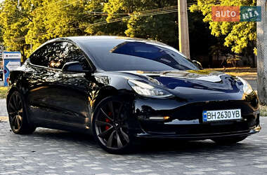 Седан Tesla Model 3 2018 в 