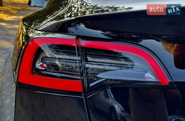 Седан Tesla Model 3 2018 в 
