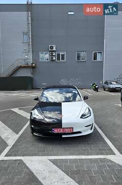Седан Tesla Model 3 2018 в 