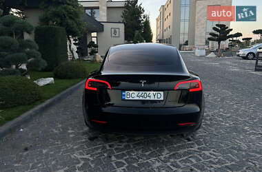 Седан Tesla Model 3 2018 в 