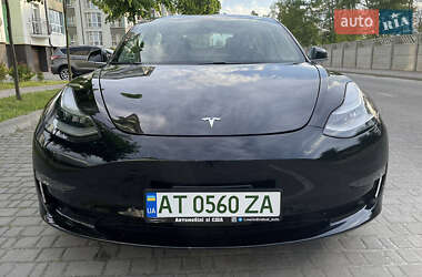 Седан Tesla Model 3 2019 в 