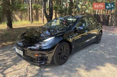 Седан Tesla Model 3 2022 в Києві