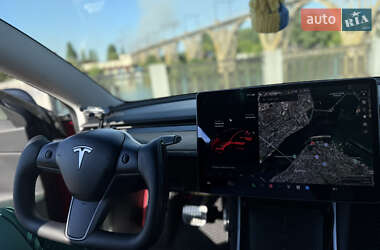 Седан Tesla Model 3 2018 в 