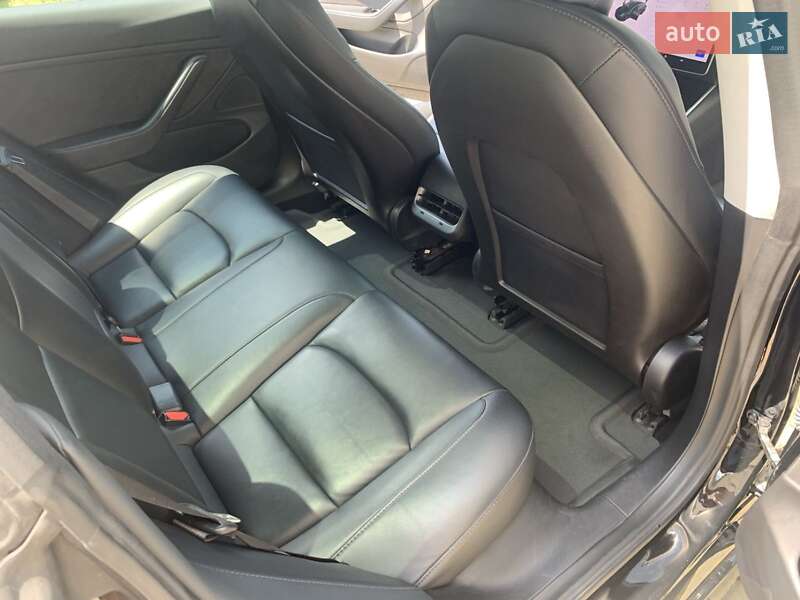 Седан Tesla Model 3 2018 в Львове фото 11 Седан Tesla Model 3 2018 в Львове