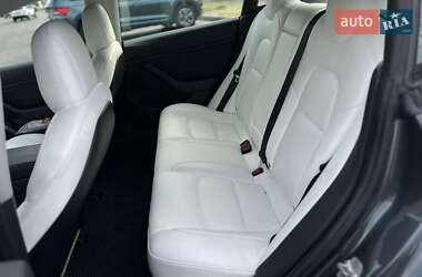 Седан Tesla Model 3 2019 в 