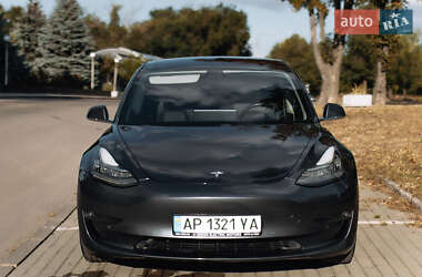 Седан Tesla Model 3 2018 в 