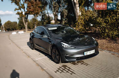 Седан Tesla Model 3 2018 в 