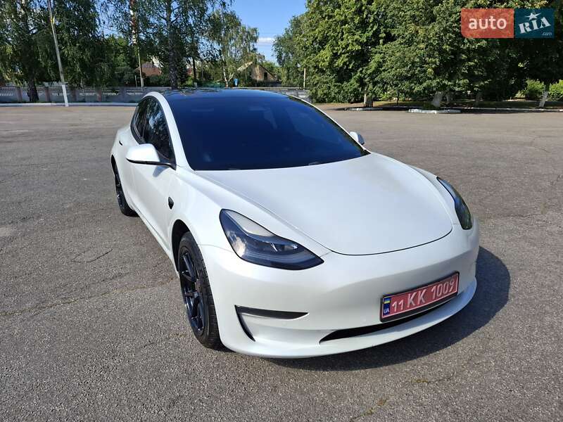 Седан Tesla Model 3 2021 в Харькове