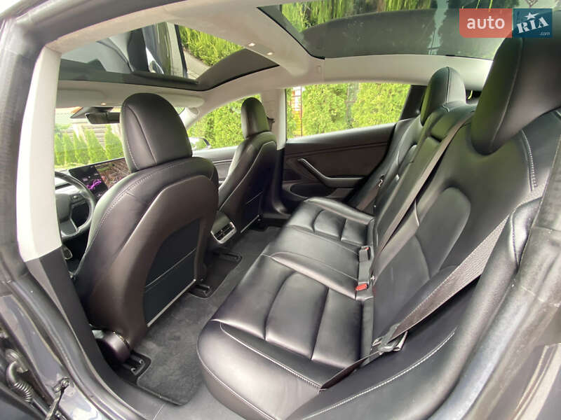 Седан Tesla Model 3 2018 в Хмельницькому