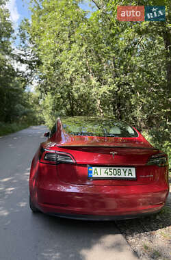 Седан Tesla Model 3 2019 в 