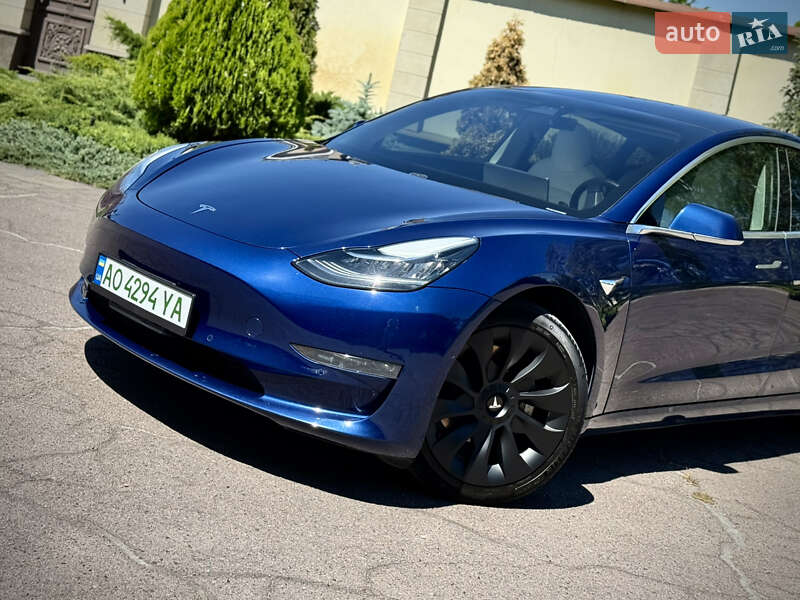 Седан Tesla Model 3 2019 в Днепре