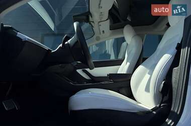 Седан Tesla Model 3 2019 в 
